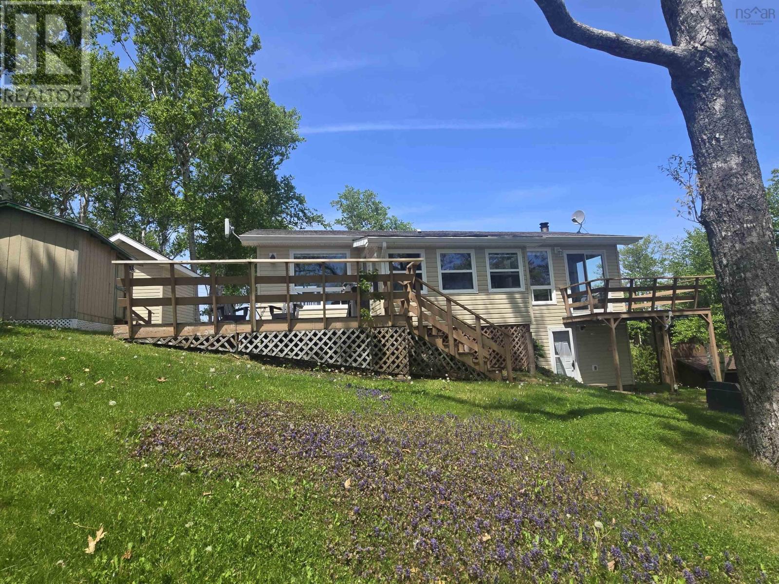 42 Arrow Head Crescent Property Photo 26