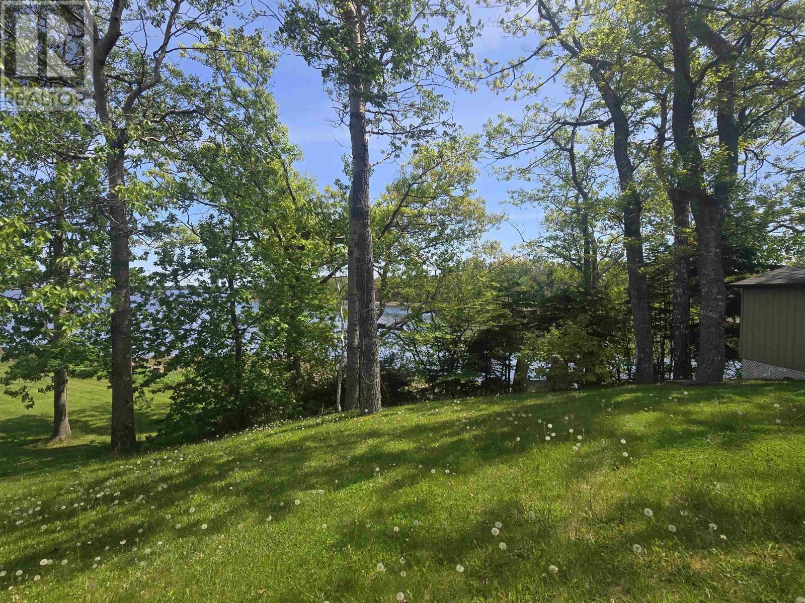 42 Arrow Head Crescent Property Photo 29