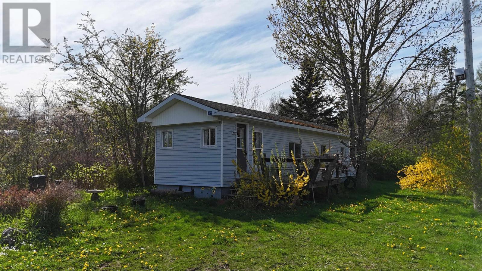 39 Cape Road Property Photo 1