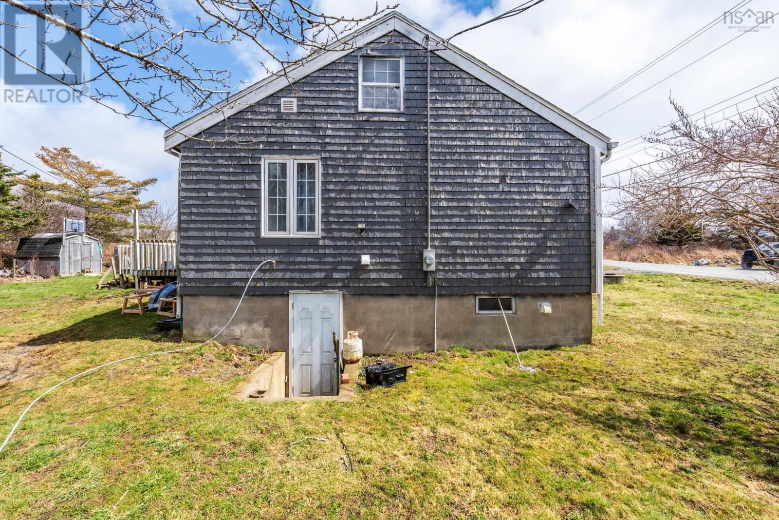 24 Doucet Wharf Road Property Photo 14