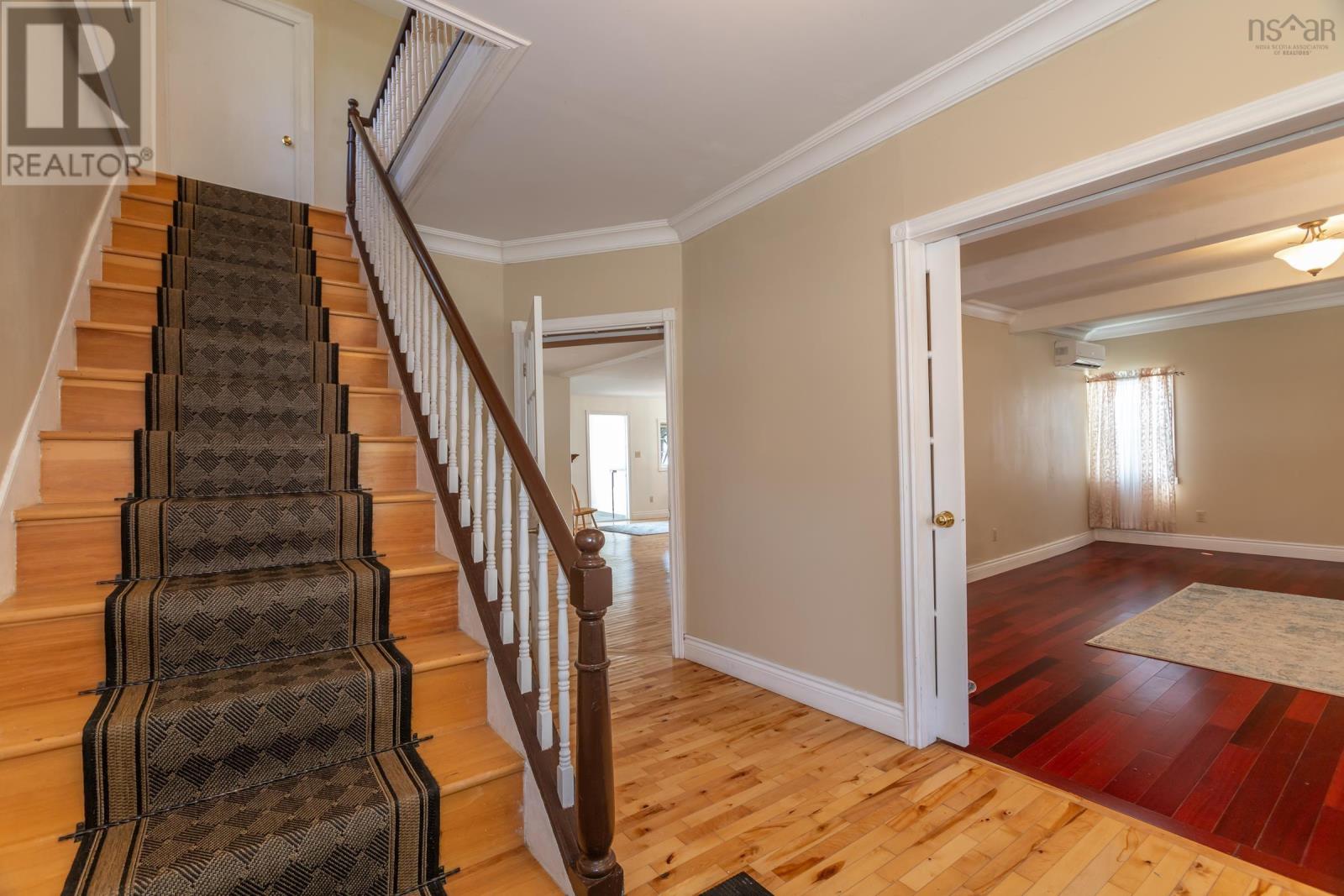 5344 Granville Road Property Photo 10