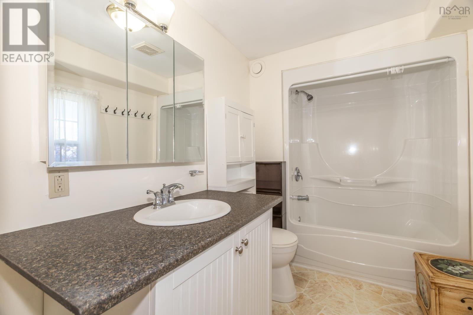 5344 Granville Road Property Photo 21