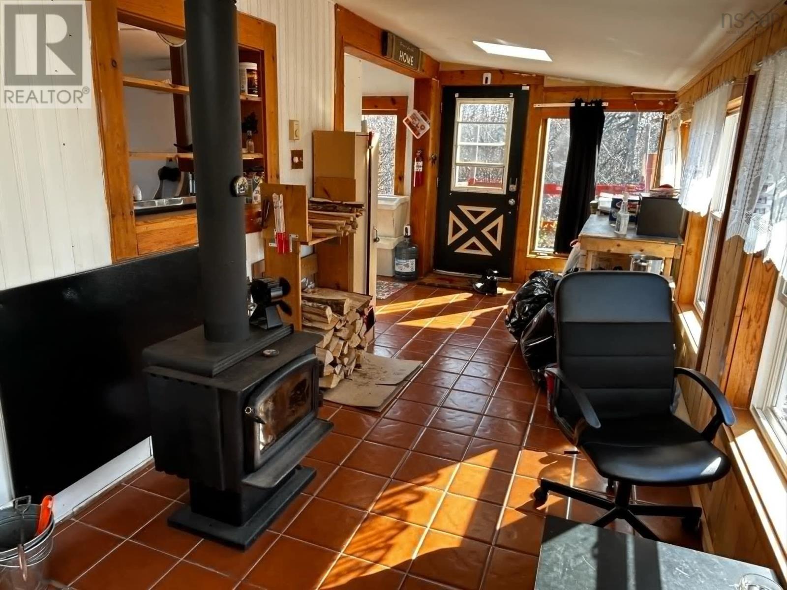 22 Dyke Road Property Photo 4