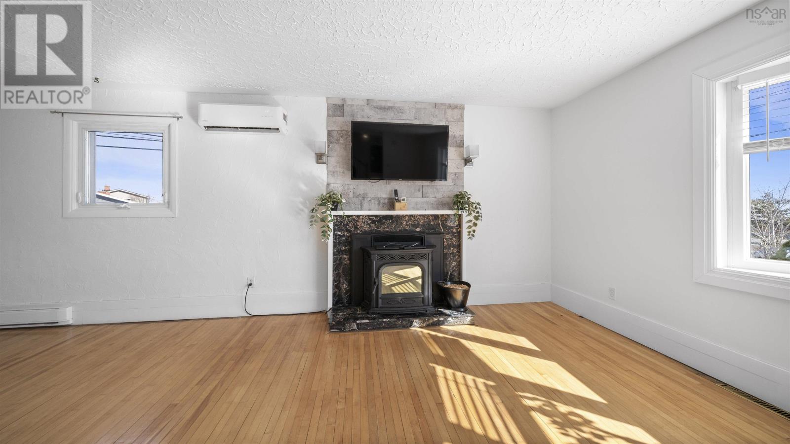 40 Harris Road Property Photo 6