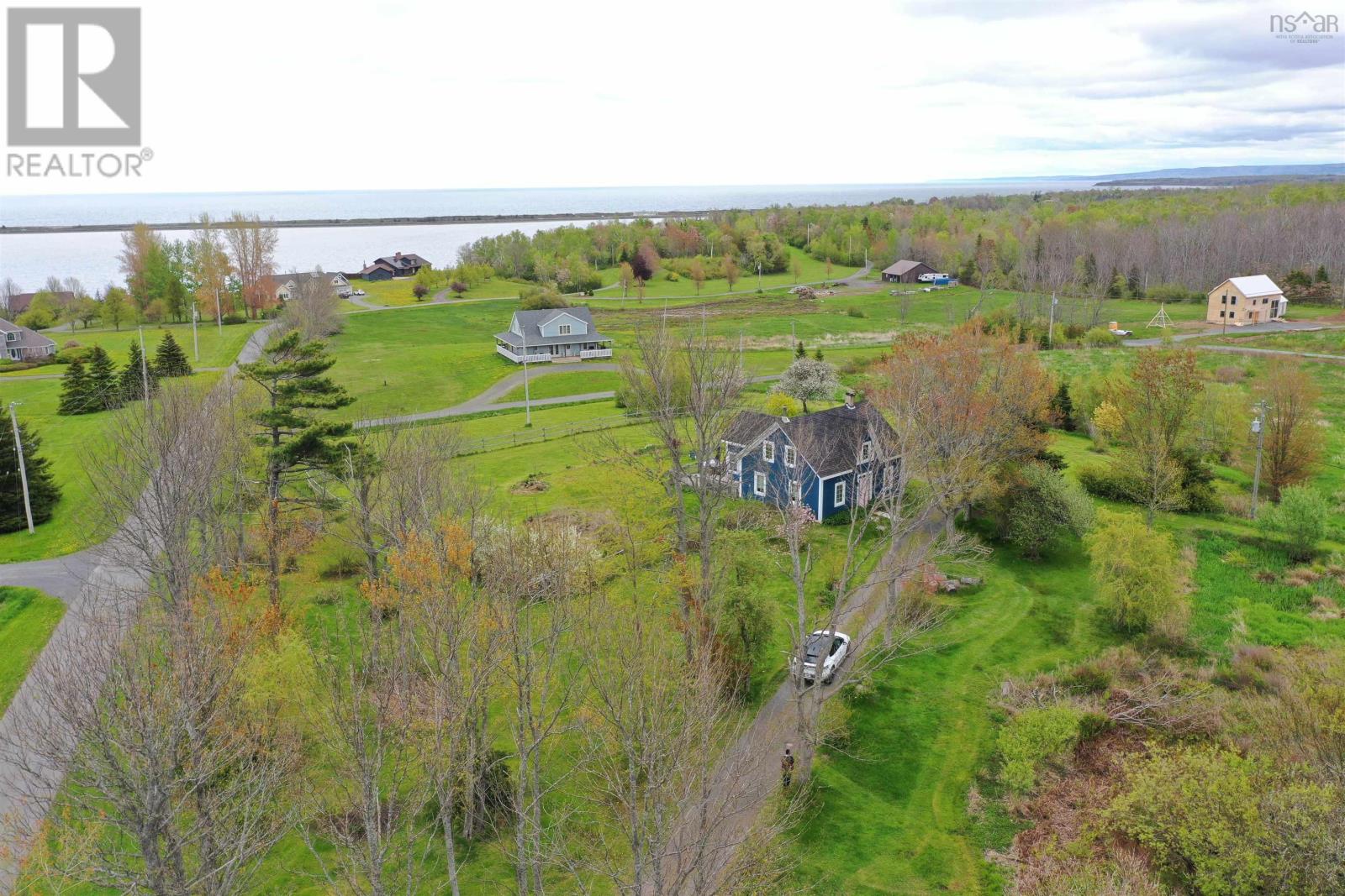 72 Sea Oats Drive Property Photo 3