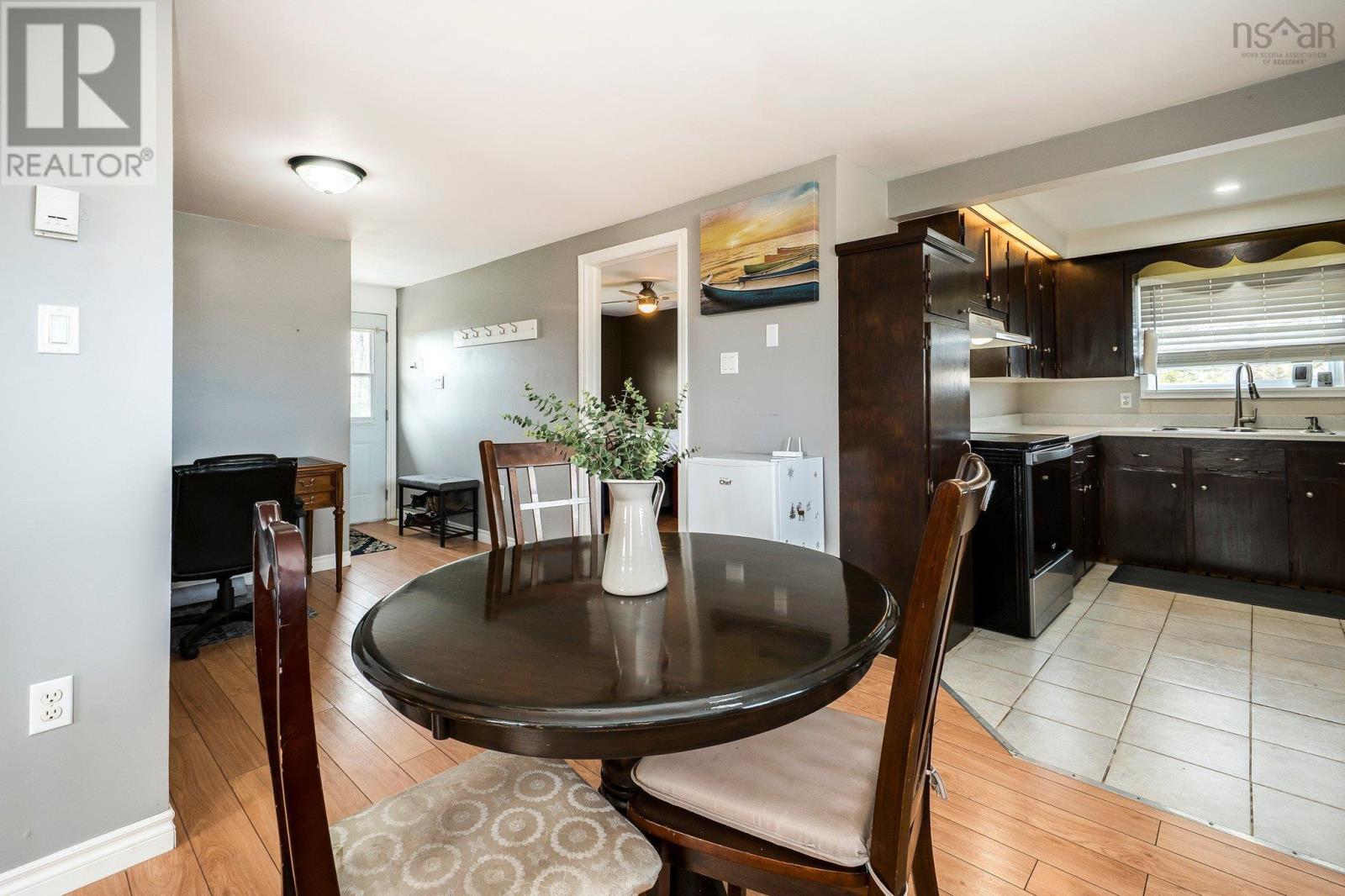 171 Exhibition Grounds Road Property Photo 8