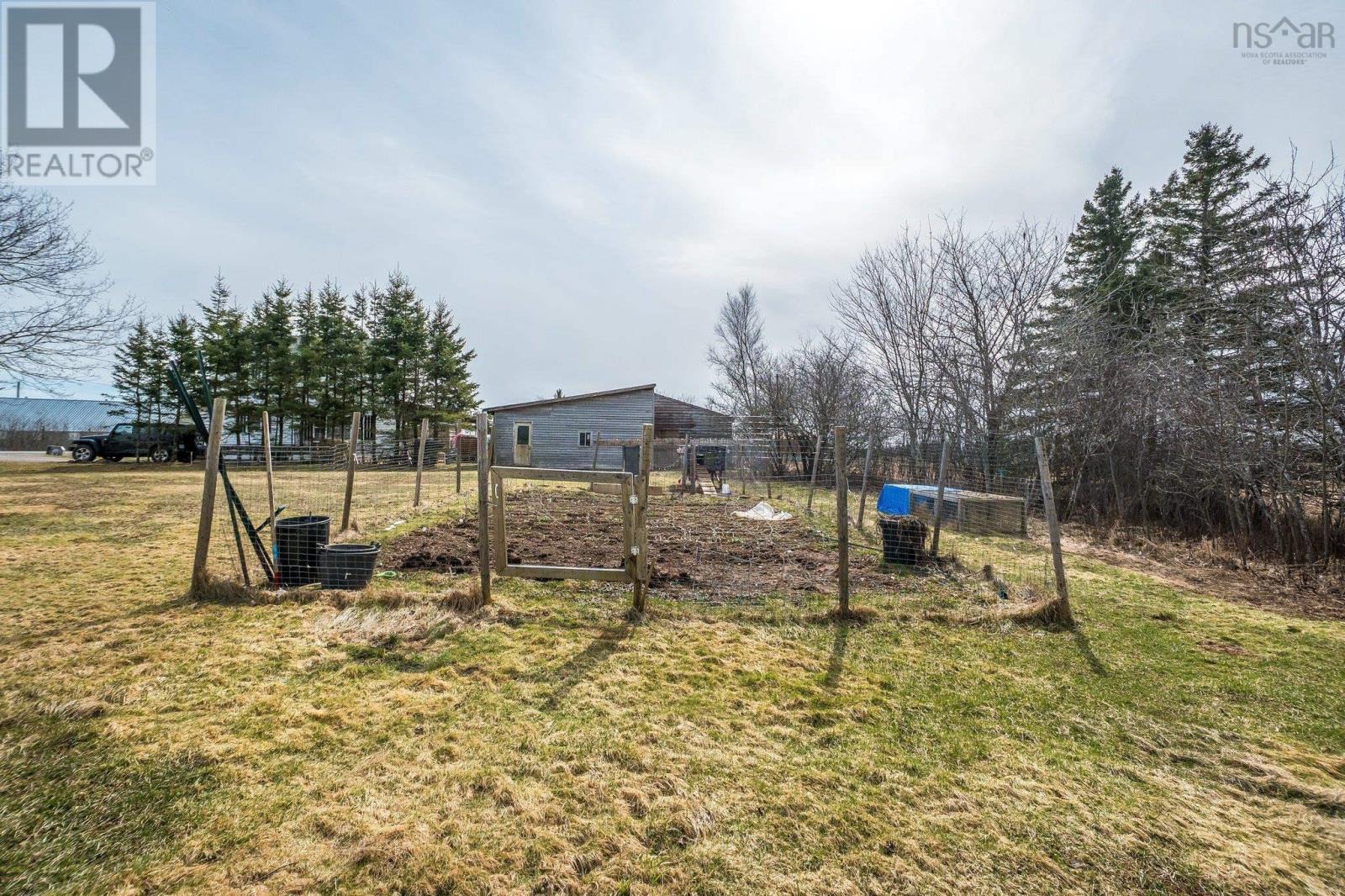 171 Exhibition Grounds Road Property Photo 26