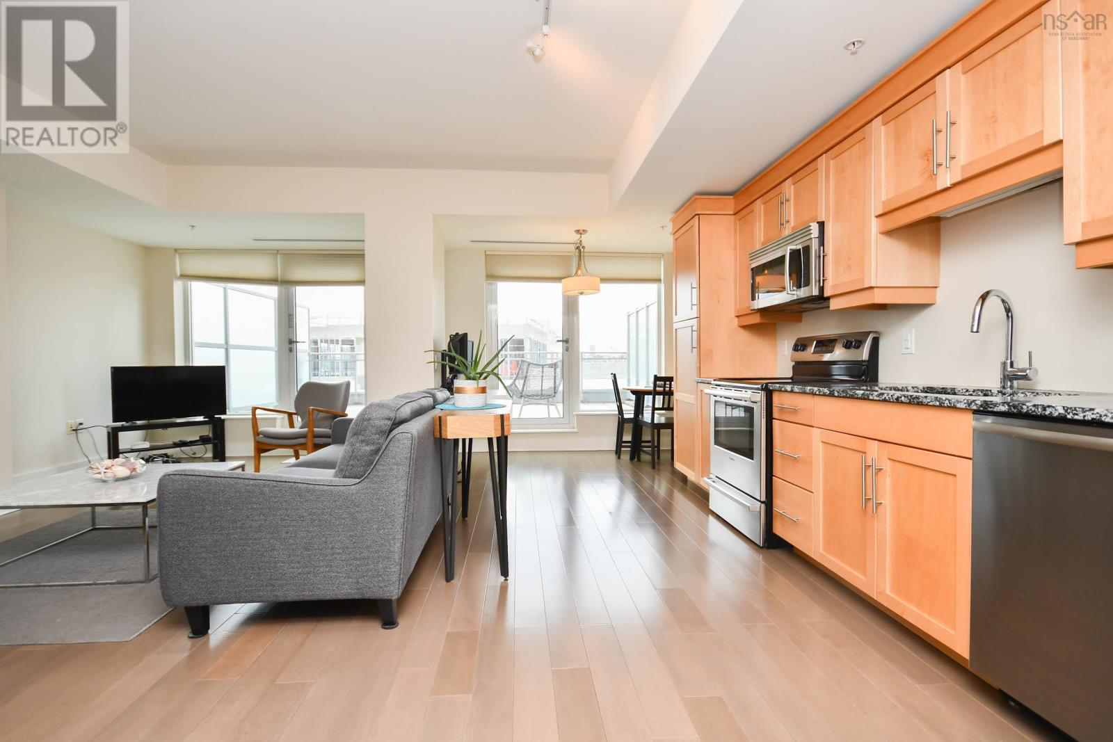 405 31 Kings Wharf Place Property Photo 11