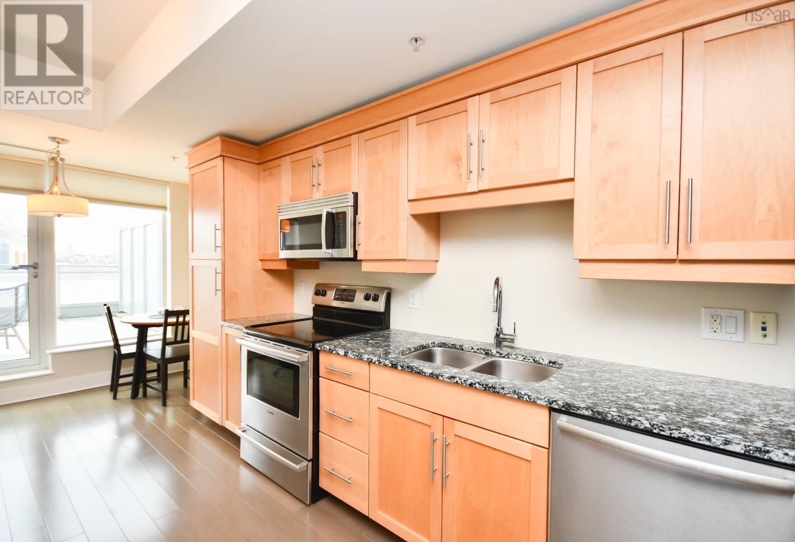 405 31 Kings Wharf Place Property Photo 15