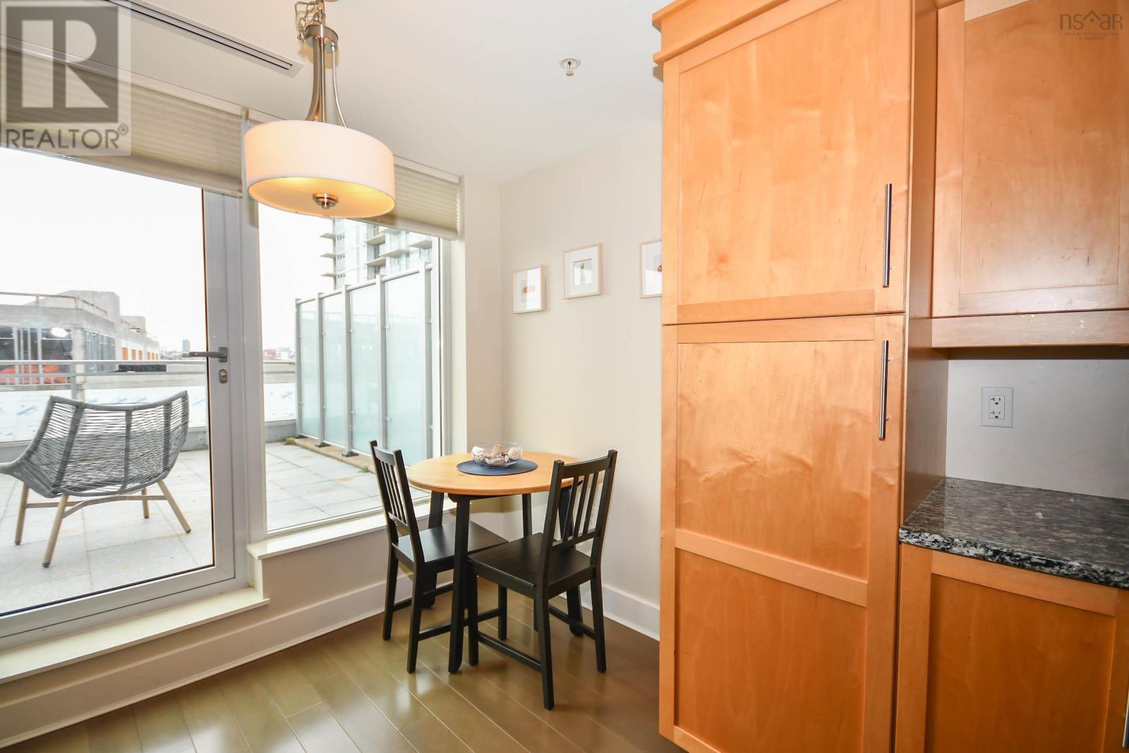405 31 Kings Wharf Place Property Photo 16