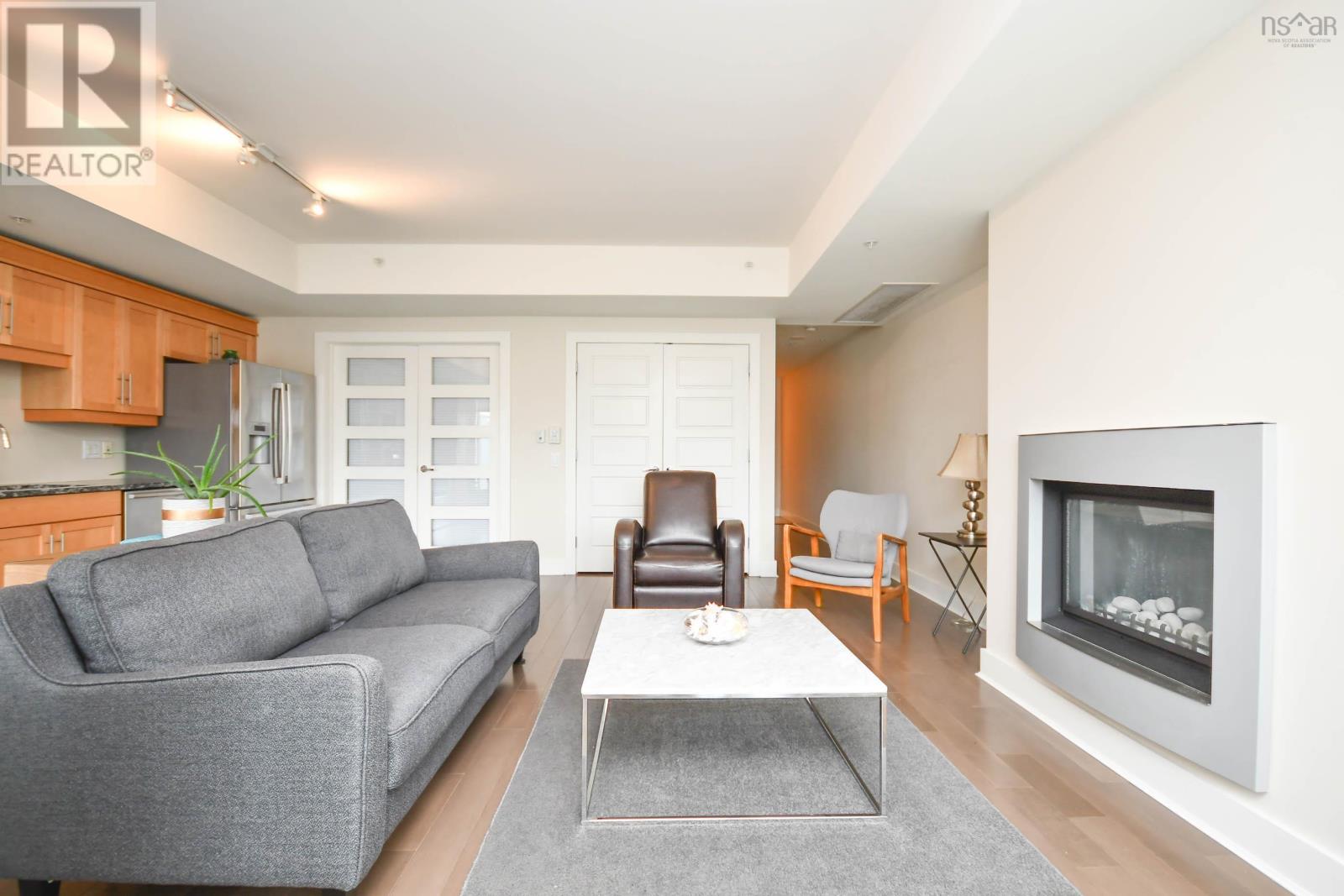 405 31 Kings Wharf Place Property Photo 18