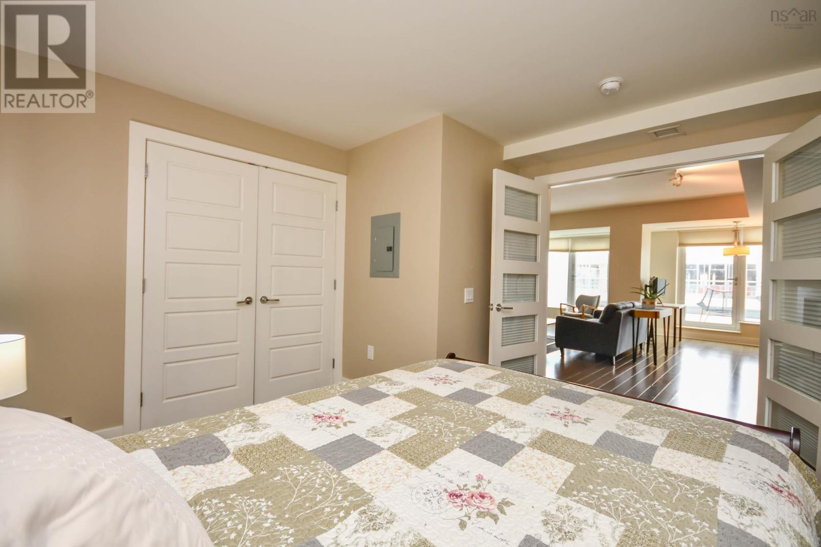 405 31 Kings Wharf Place Property Photo 22