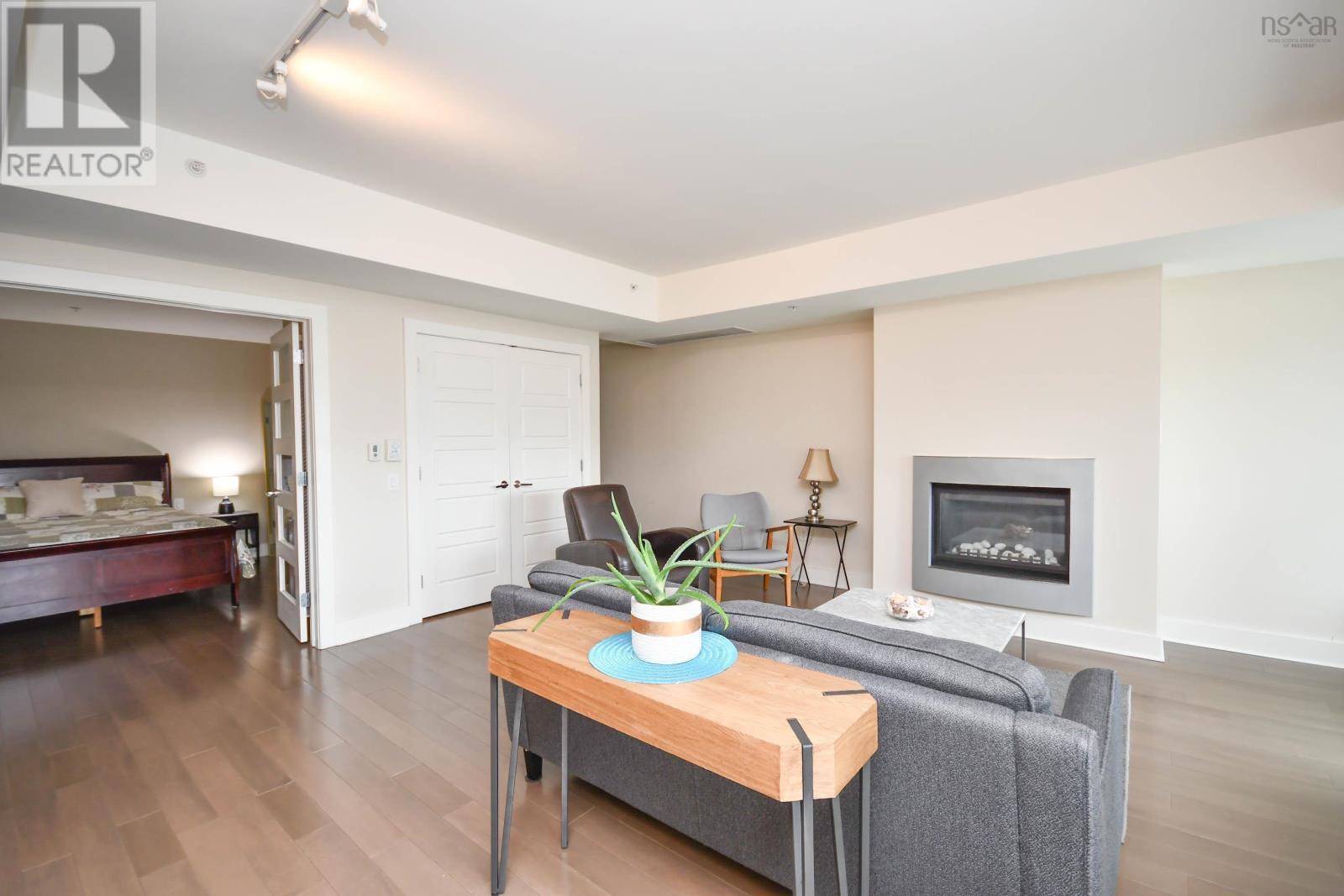 405 31 Kings Wharf Place Property Photo 23