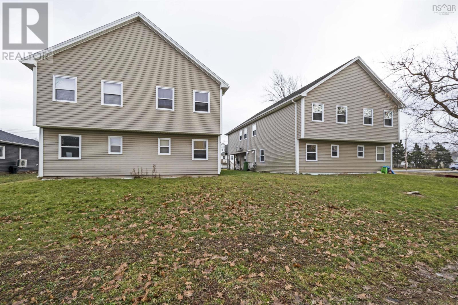90 Ford Street Property Photo 4