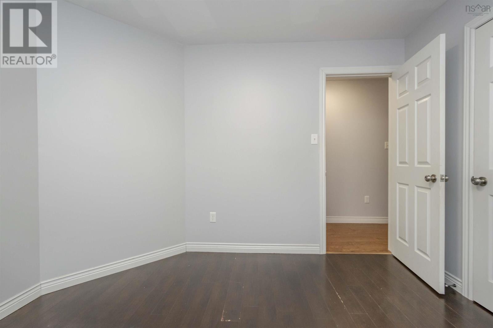 90 Ford Street Property Photo 9
