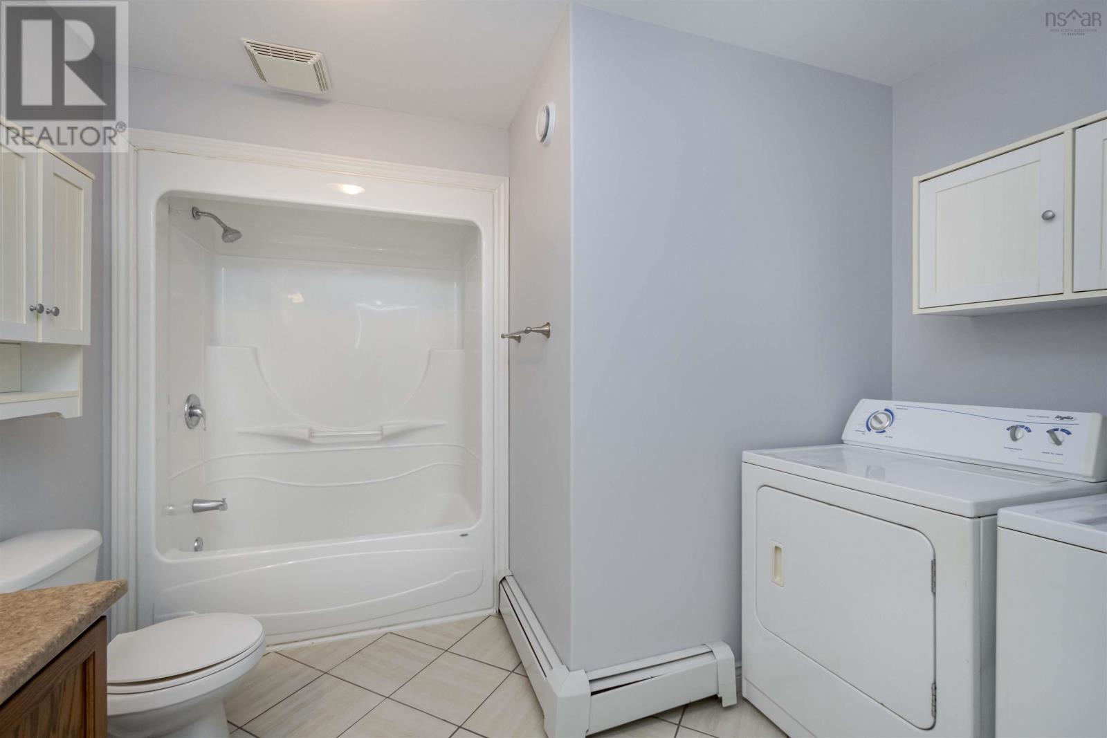 90 Ford Street Property Photo 31