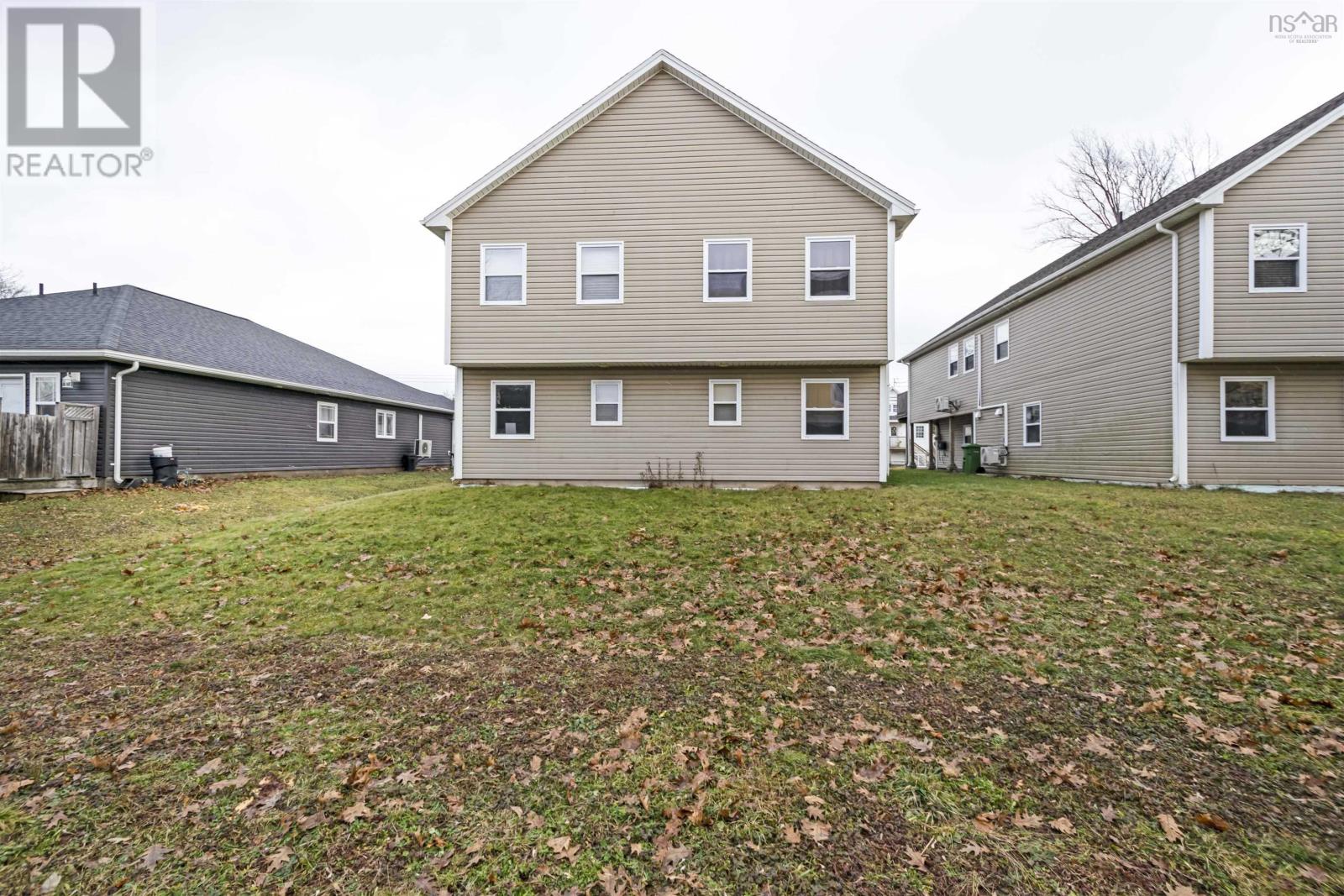 90 Ford Street Property Photo 37