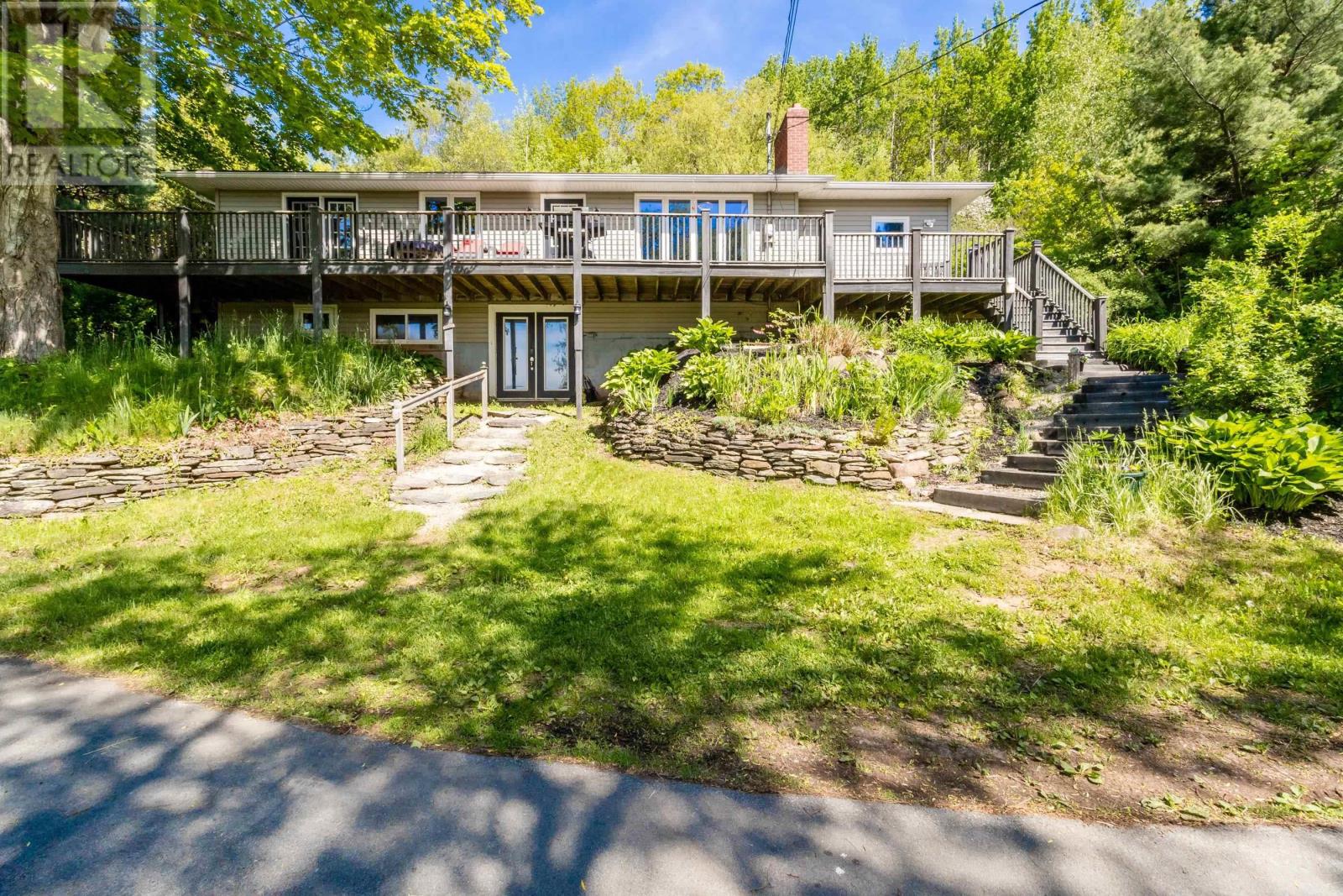1719 White Rock Road Property Photo 4