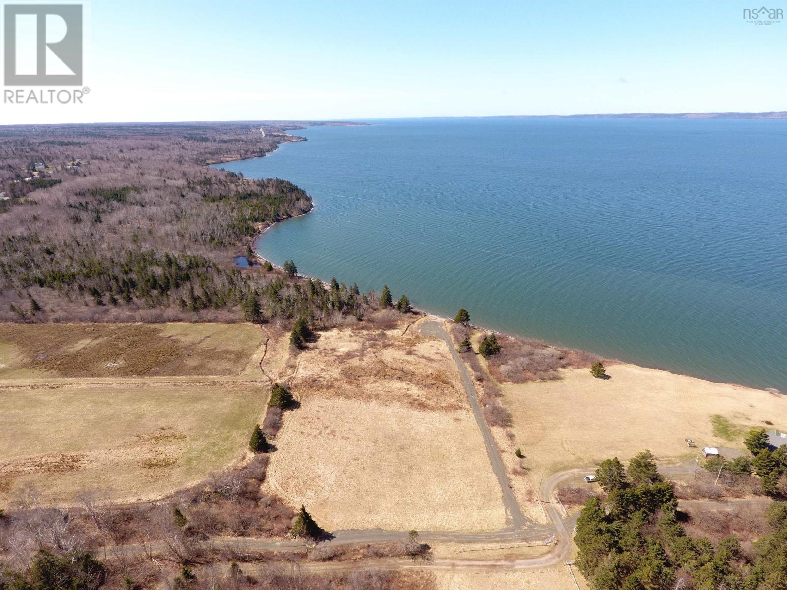 Lot B & C Highway 101 Property Photo 9