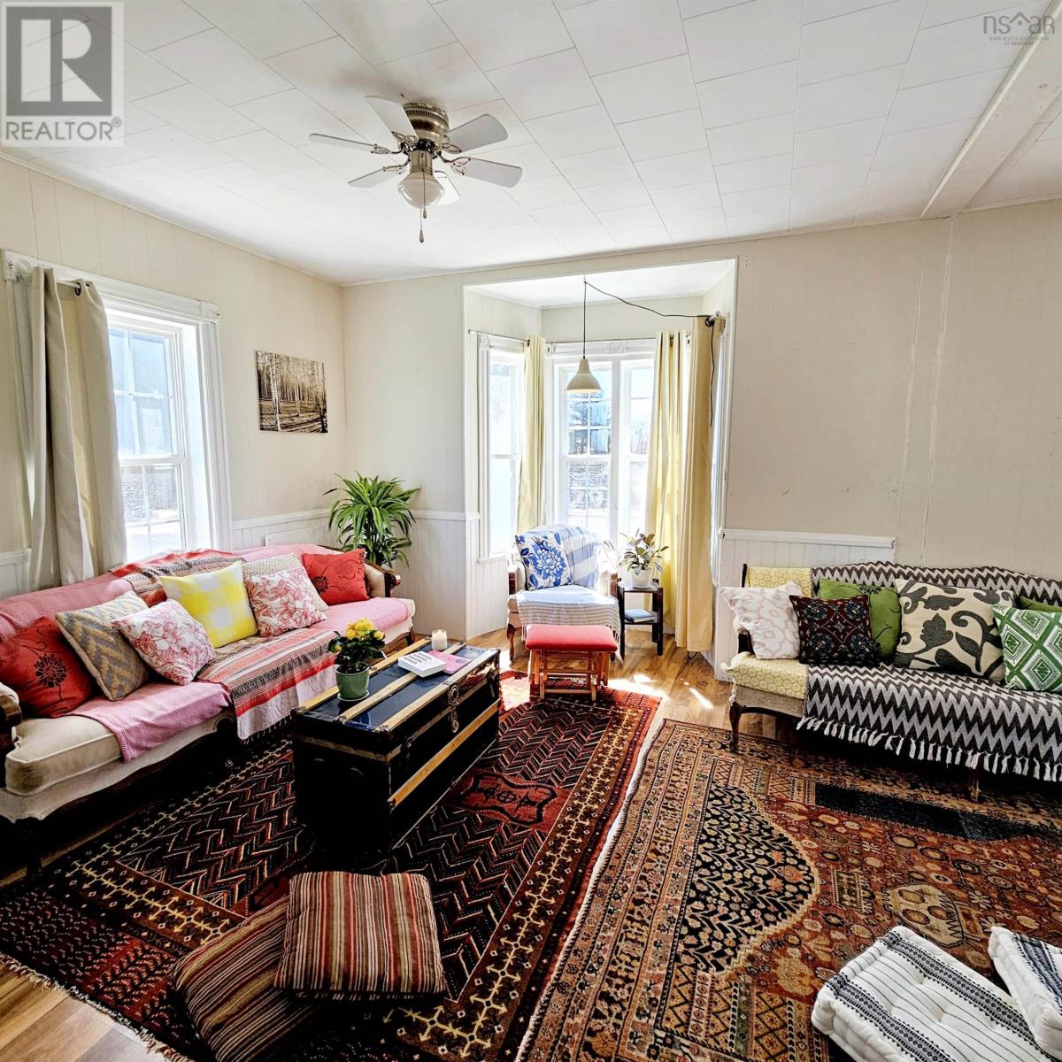 212 Brook Road Property Photo 14