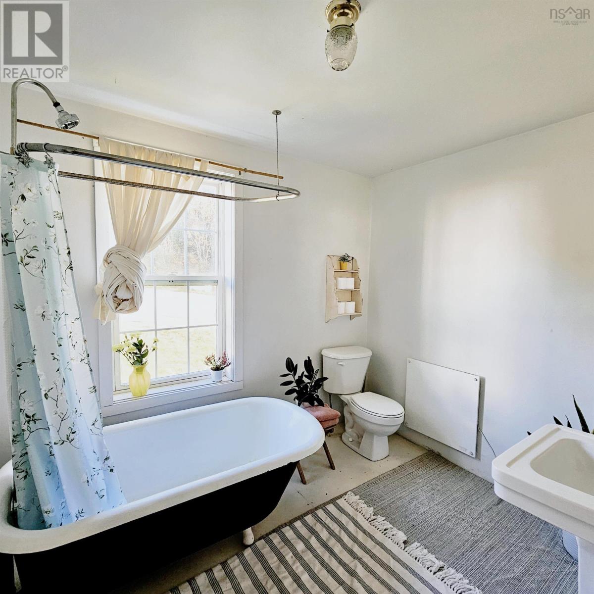 212 Brook Road Property Photo 23