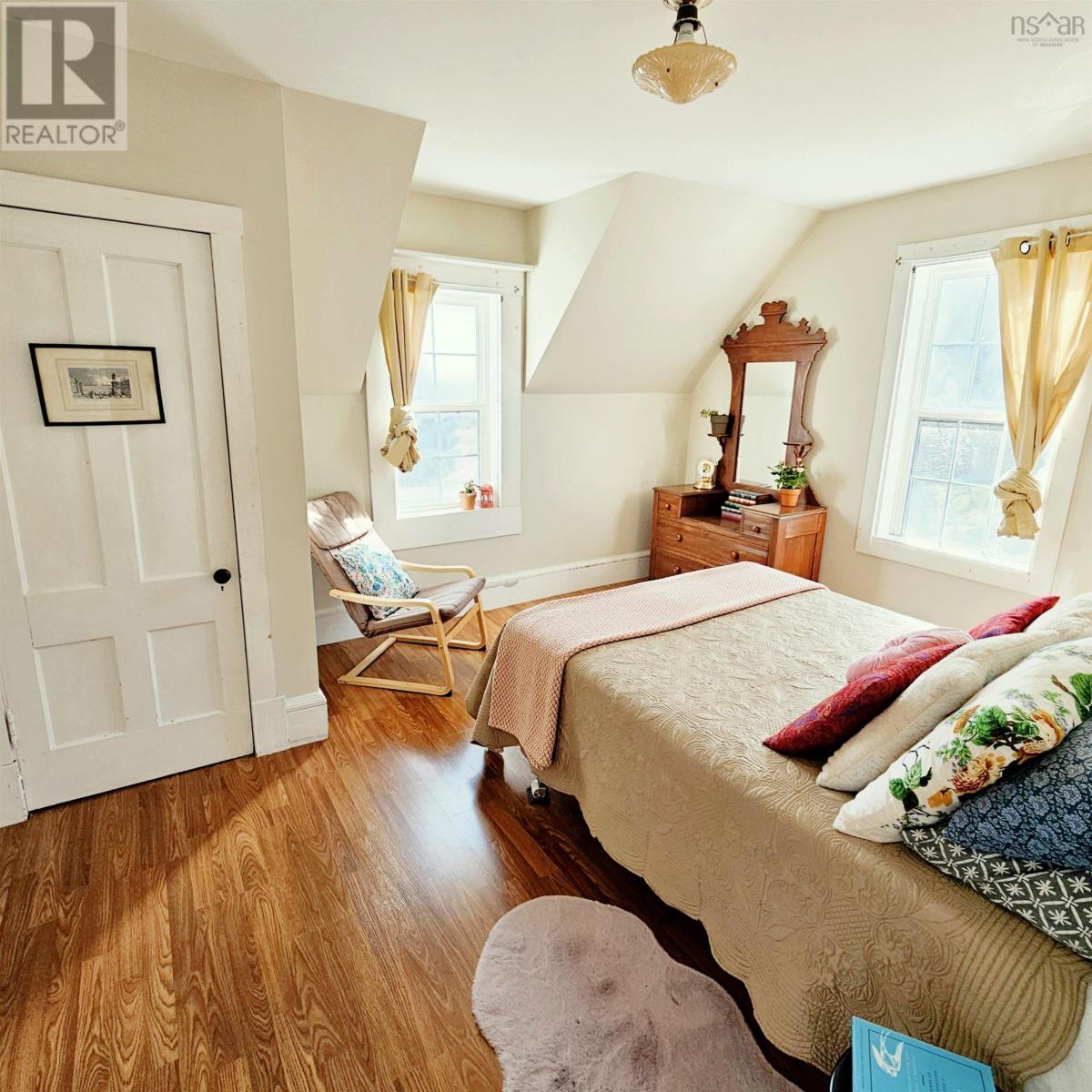 212 Brook Road Property Photo 29