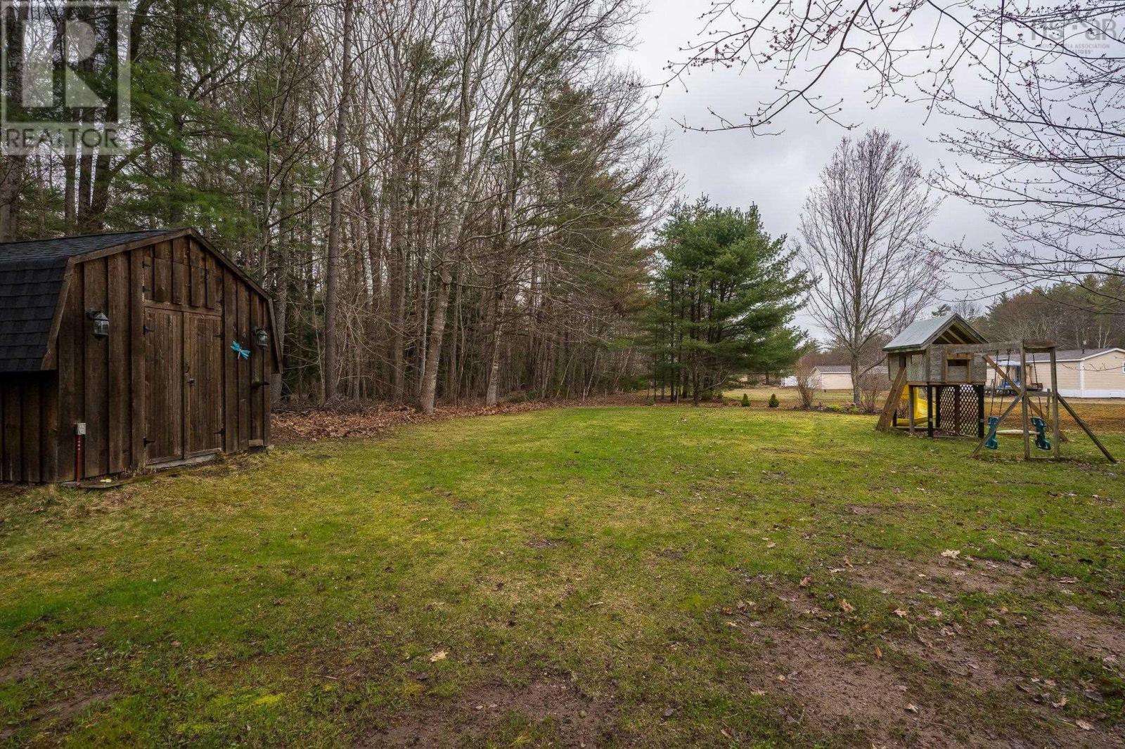 389 Palmer Road Property Photo 6
