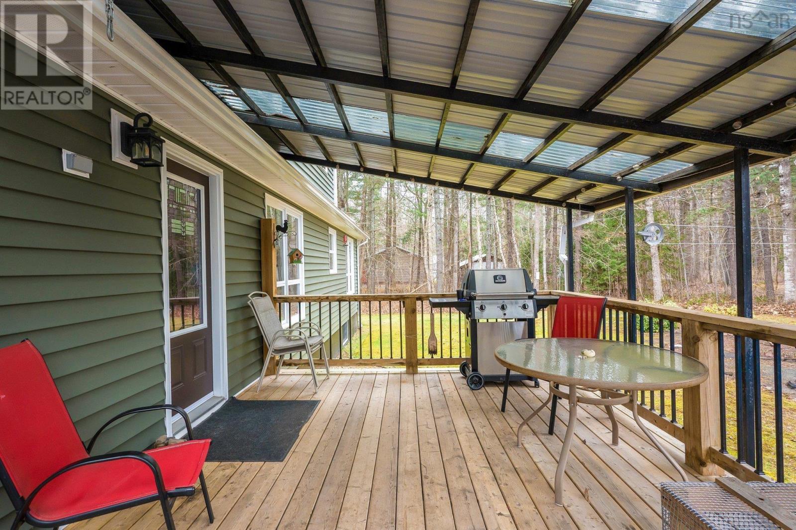 389 Palmer Road Property Photo 10