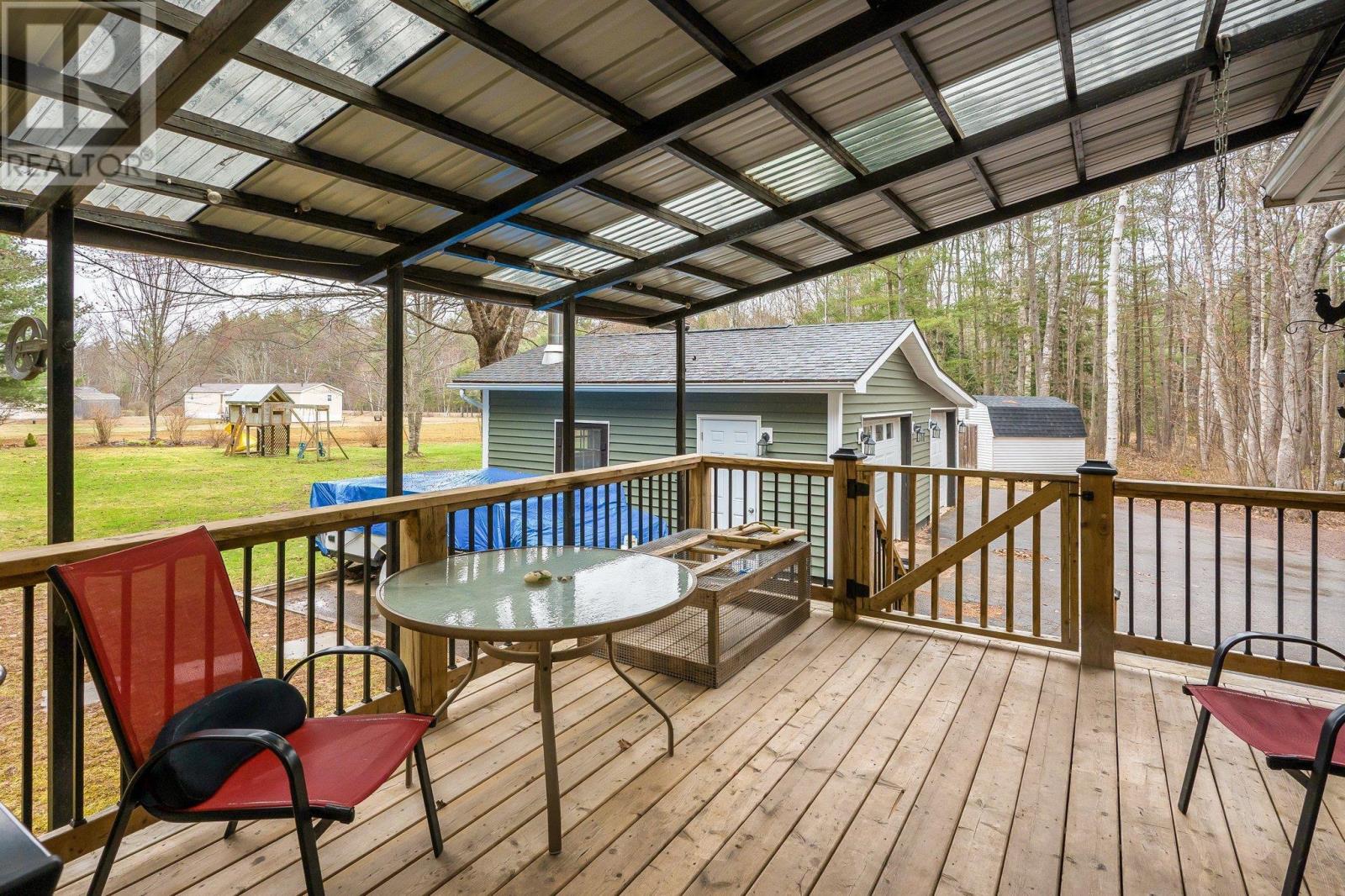 389 Palmer Road Property Photo 11