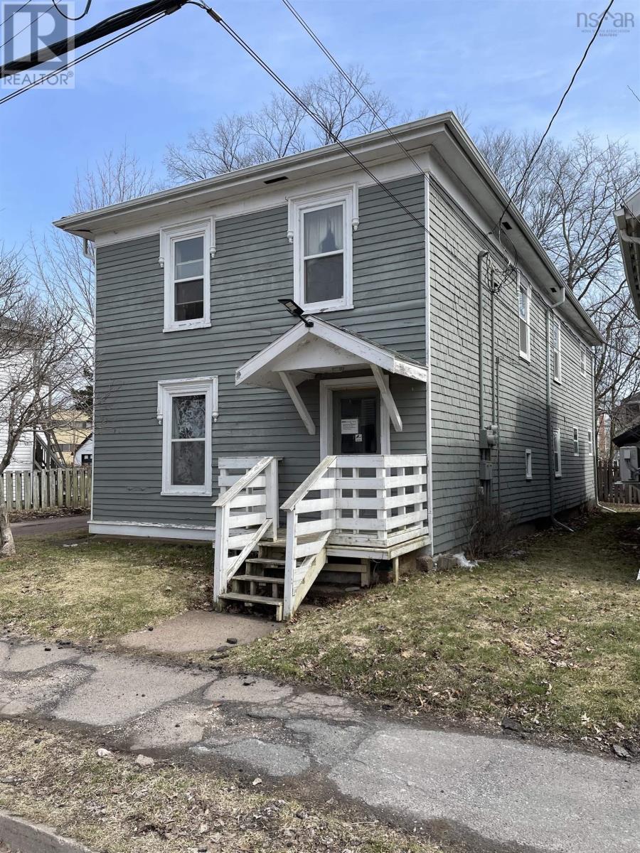 25 Pleasant Street Property Photo 2