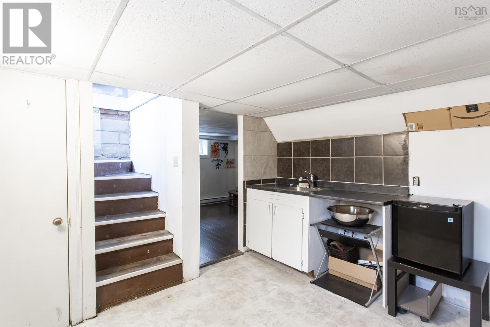 17 Queen Street Property Photo 34