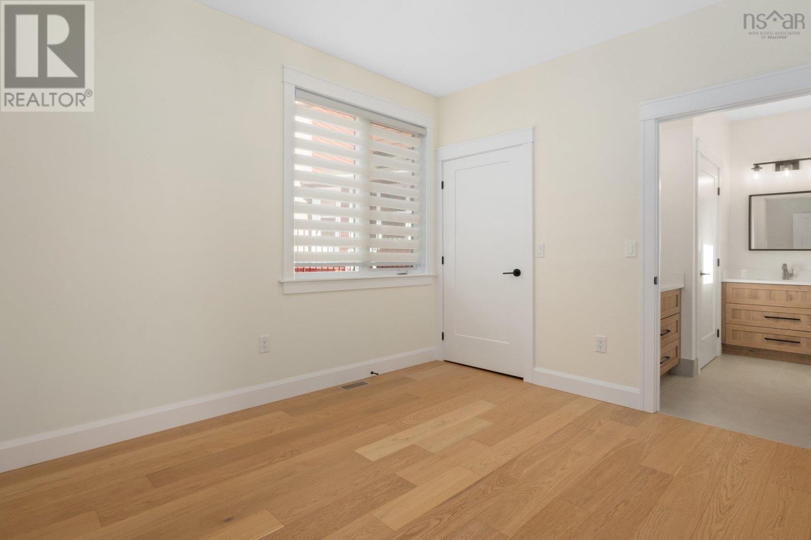 978 Winwick Road Property Photo 35