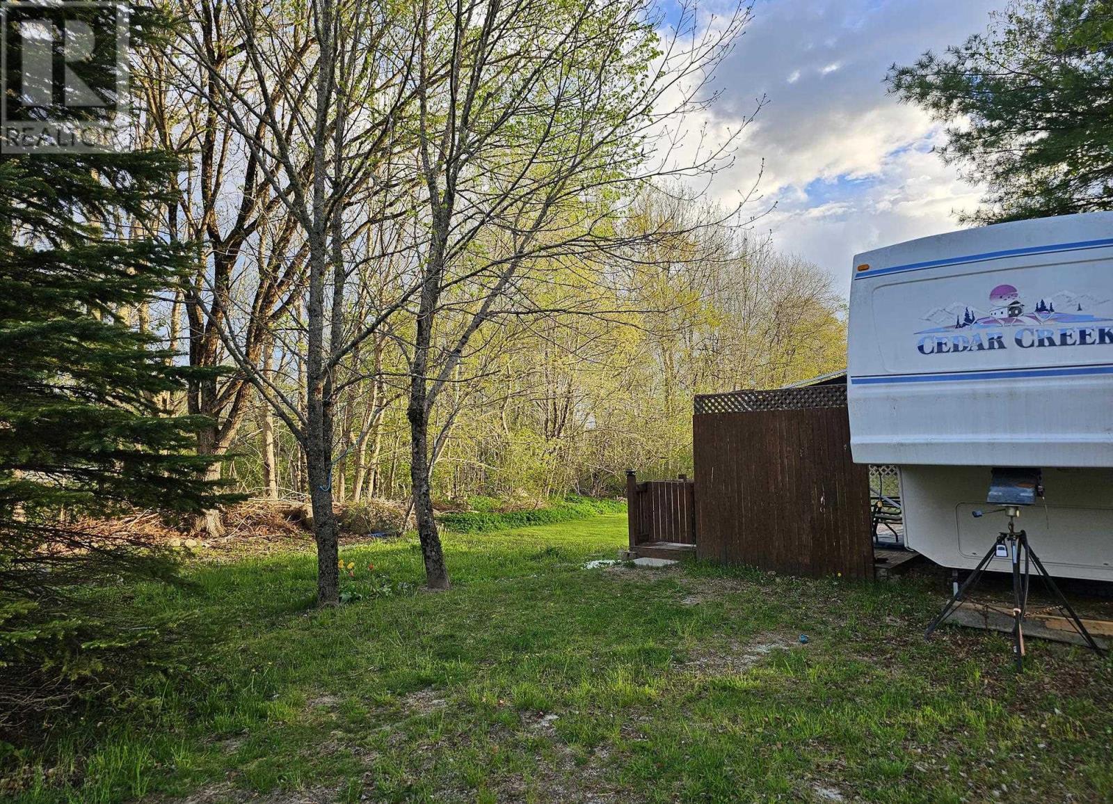 1021 Highway 8 Property Photo 5