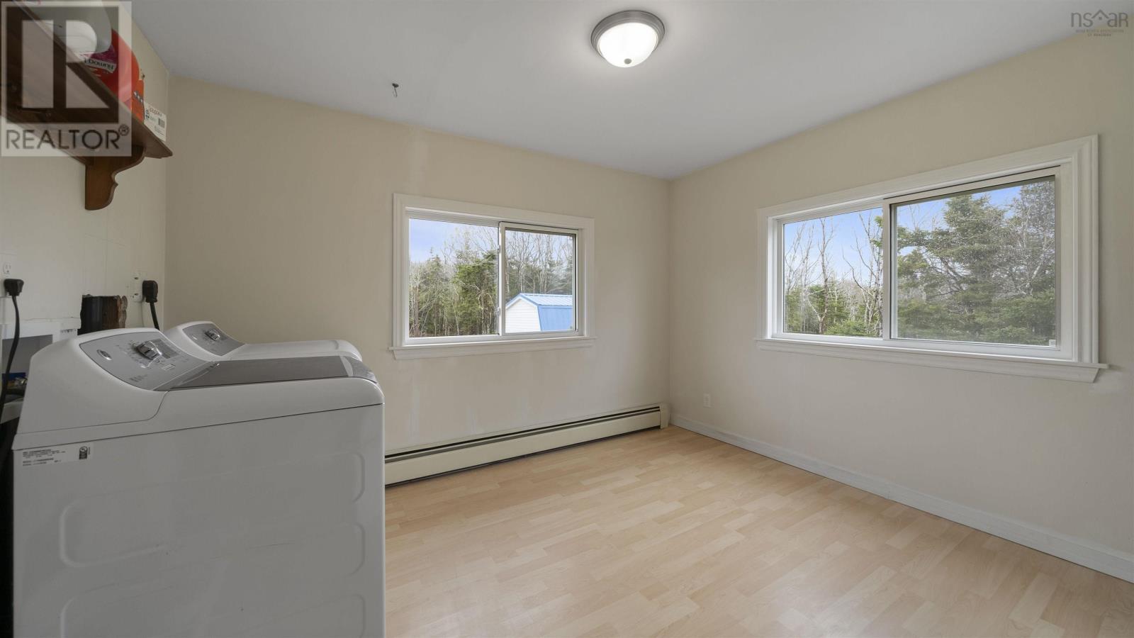 21057 Highway 7 Property Photo 27