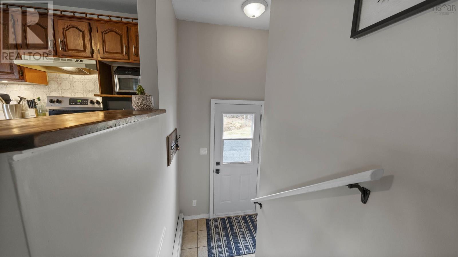 21057 Highway 7 Property Photo 34