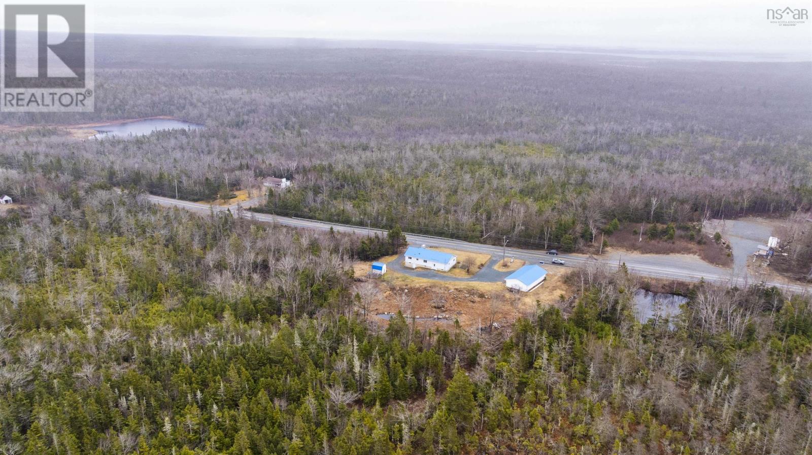 21057 Highway 7 Property Photo 46