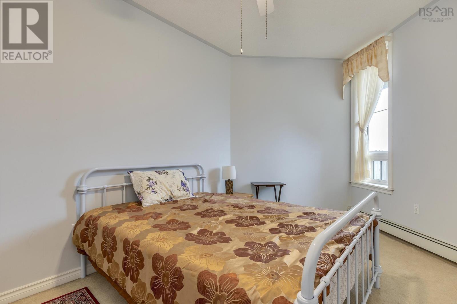 408 10 Regency Park Drive Property Photo 12