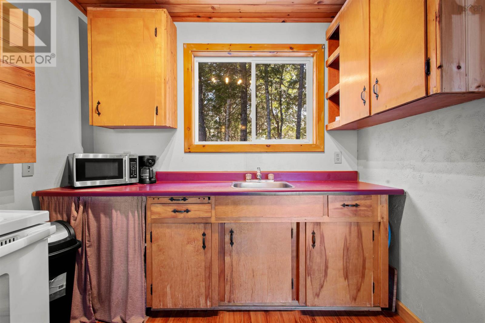 408 Sherbrooke Lane Property Photo 11