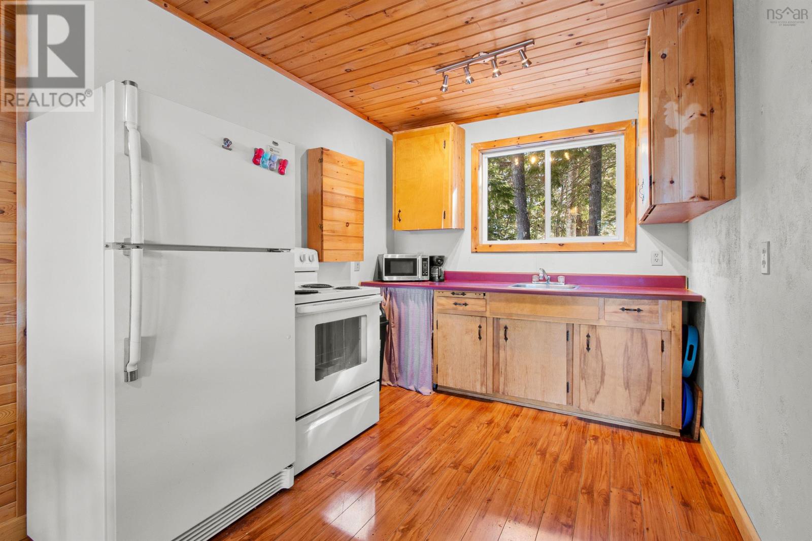 408 Sherbrooke Lane Property Photo 12