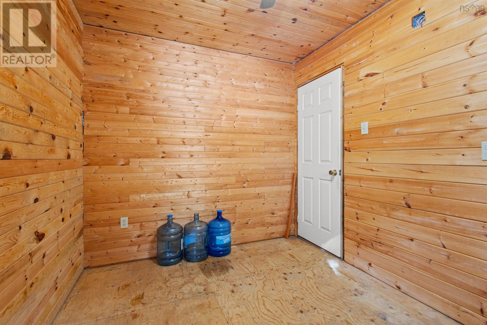 408 Sherbrooke Lane Property Photo 16