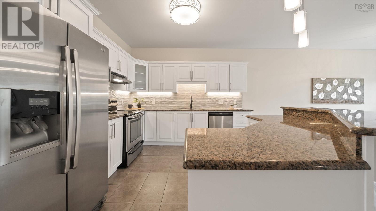 11 Kirkwood Court Property Photo 6