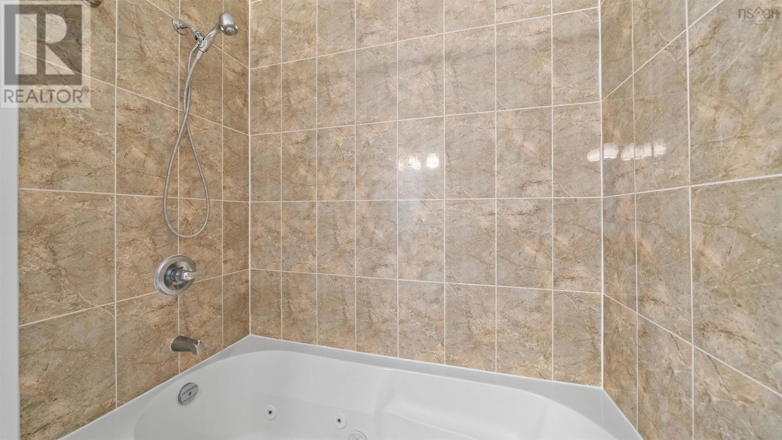 11 Kirkwood Court Property Photo 8