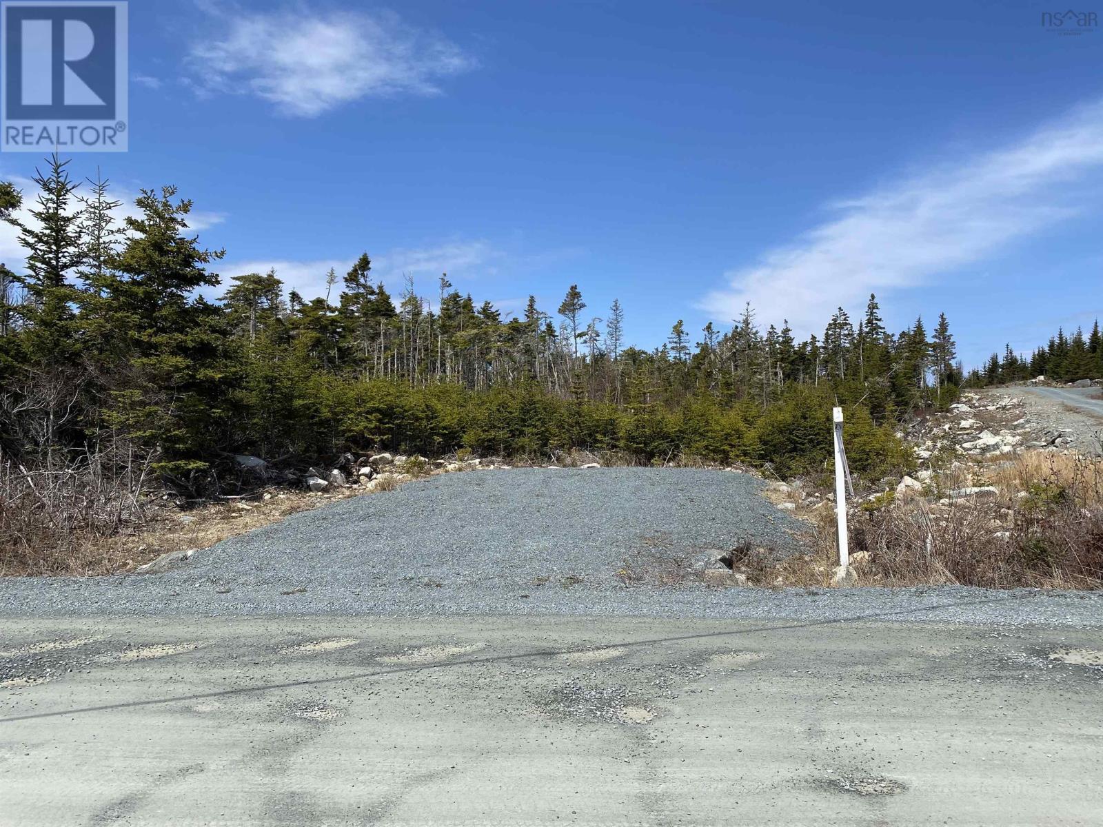 2875 Ostrea Lake Road Property Photo 3