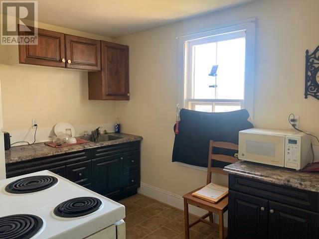 186 Hanover Street Property Photo 6