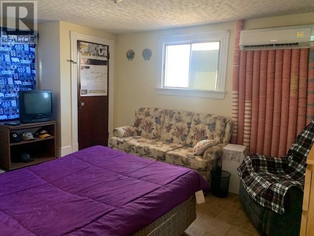 186 Hanover Street Property Photo 8