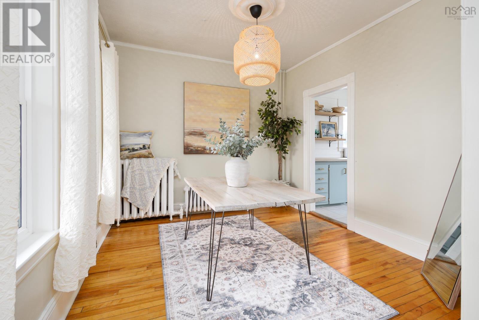 9 Catherine Street Property Photo 7