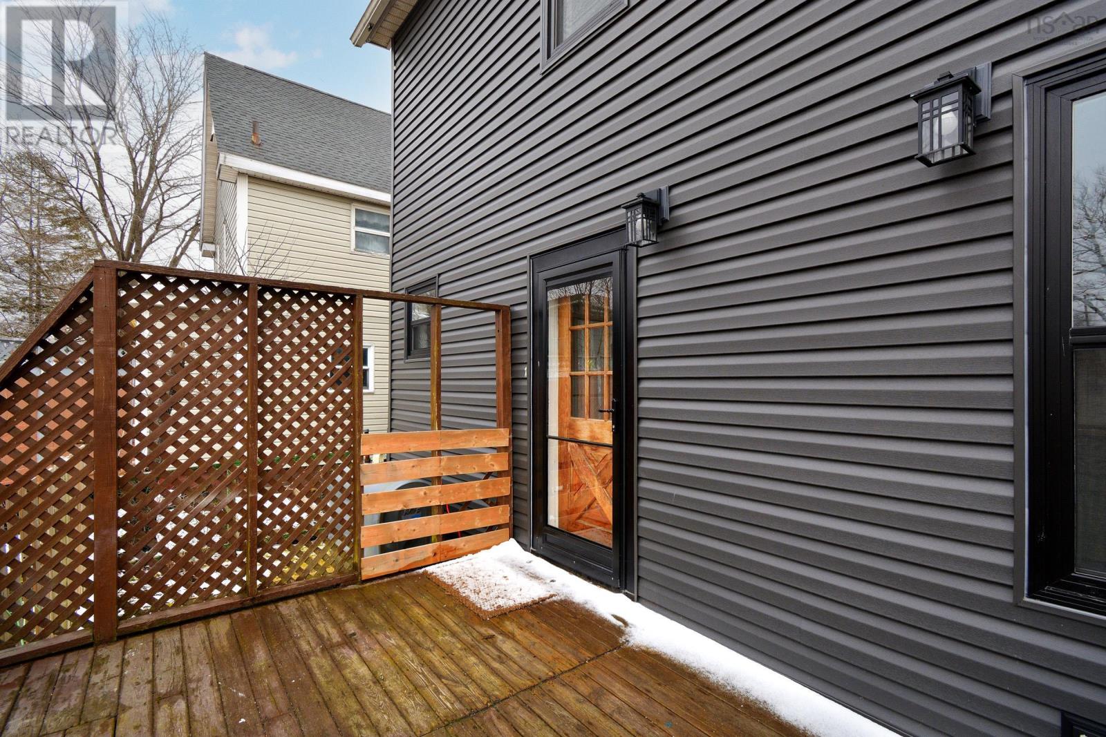 9 Catherine Street Property Photo 41