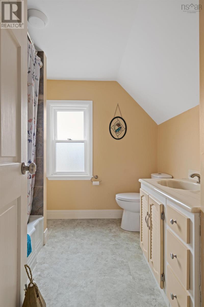 20 The Lane Property Photo 34