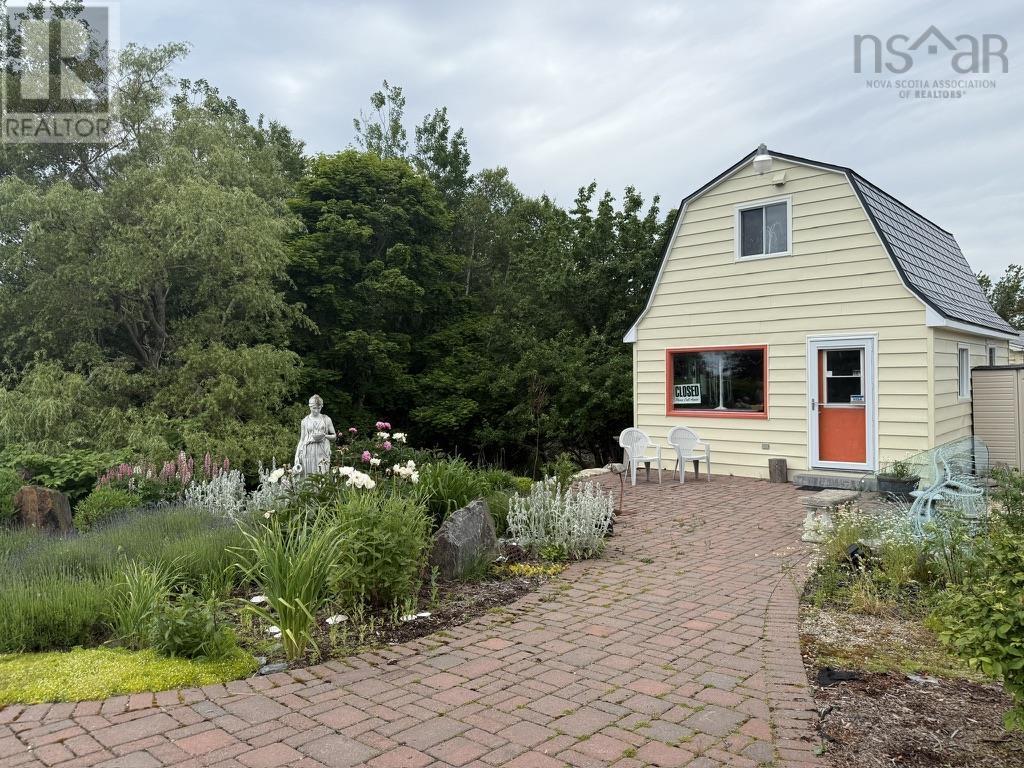 20 The Lane Property Photo 37