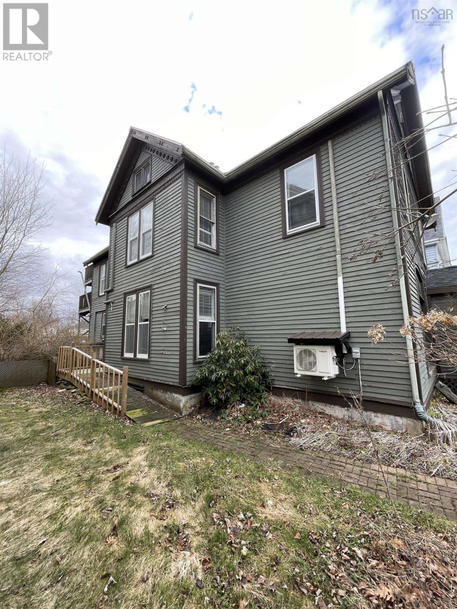 20 Dominion Street Property Photo 5